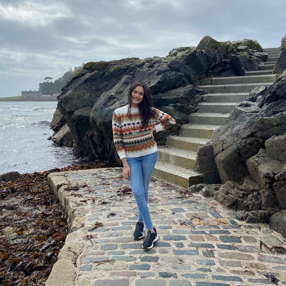 Meet your Posher, Priscilla